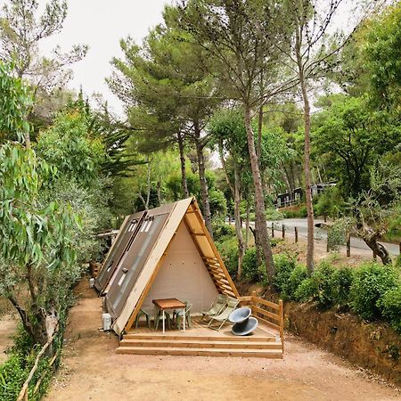 Le Pianacce Camping Village กัสตาลเญโต การ์ดุชชี ภายนอก รูปภาพ
