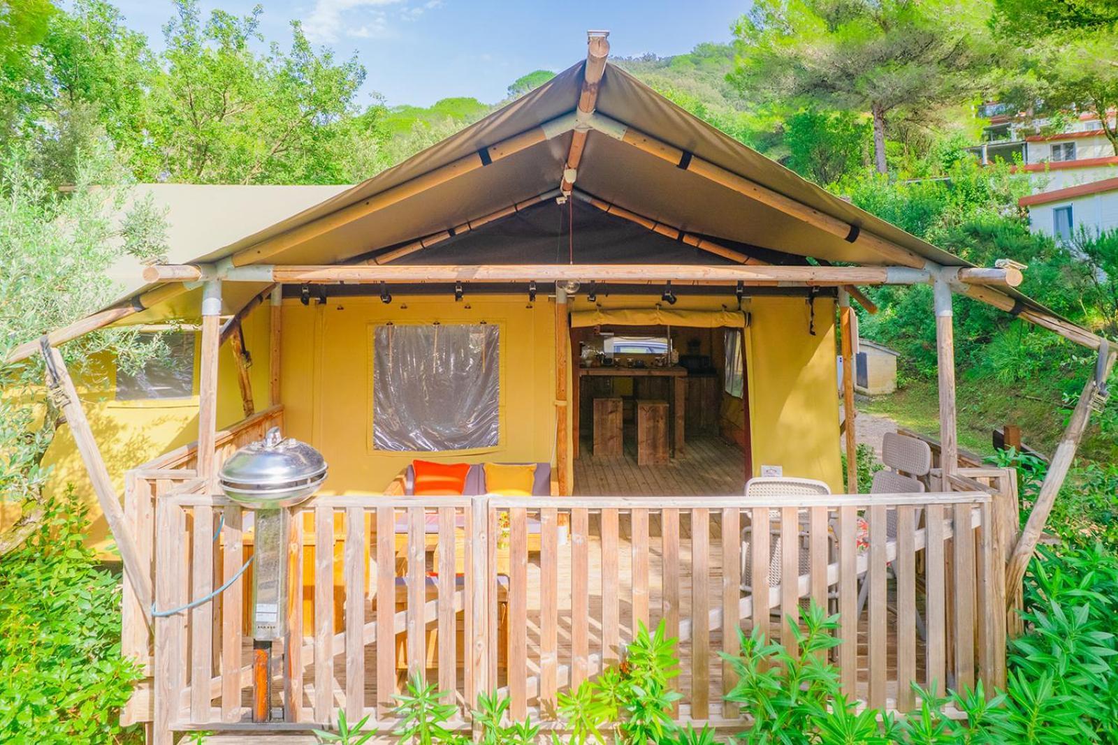 Le Pianacce Camping Village กัสตาลเญโต การ์ดุชชี ภายนอก รูปภาพ