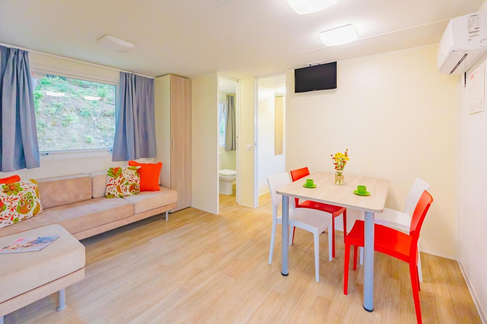 Le Pianacce Camping Village กัสตาลเญโต การ์ดุชชี ภายนอก รูปภาพ