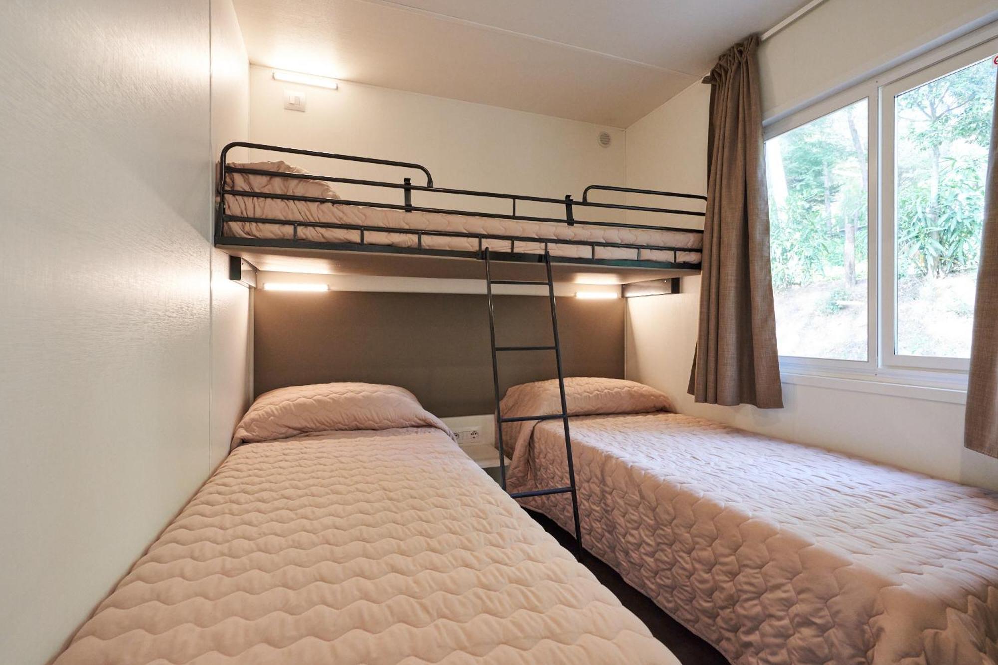 Le Pianacce Camping Village กัสตาลเญโต การ์ดุชชี ภายนอก รูปภาพ